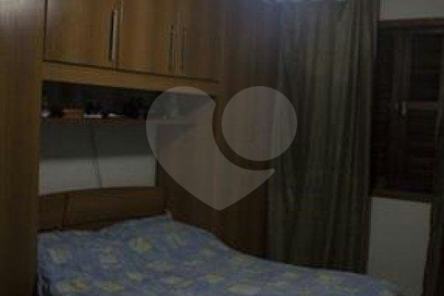 Sobrado à venda com 3 quartos em Jardim Virginia Bianca, São Paulo, SP