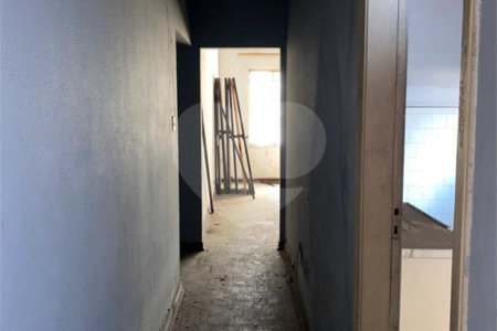 Casa à venda com 3 quartos, sendo 1 suíte, em Indianópolis, São Paulo, SP