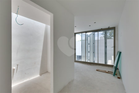 Casa à venda com 3 suítes no condomínio Residencial Heron 140, São Paulo - SP