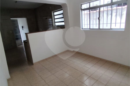 Casa Térrea à venda com 3 quartos em Chácara Califórnia, São Paulo, SP
