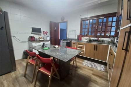 Casa à venda com 5 quartos, sendo 3 suítes, em Jardim Bonfiglioli, São Paulo, SP