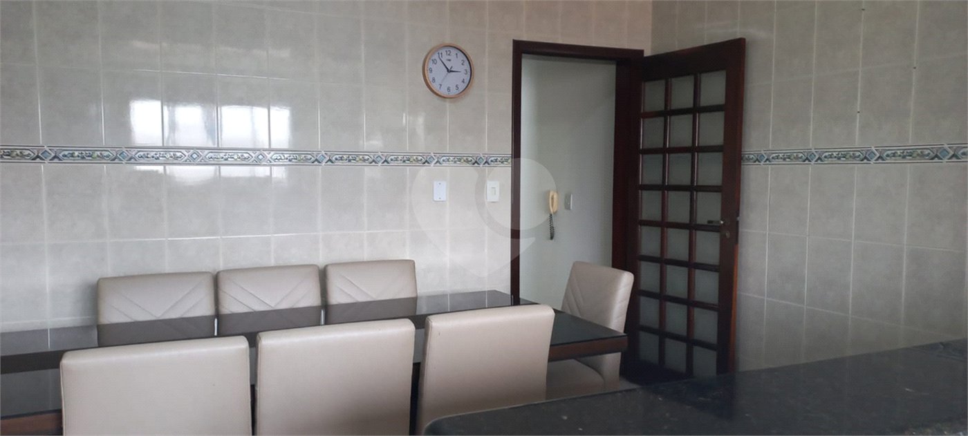 Sobrado à venda com 3 quartos, sendo 1 suíte, em Vila Ema, São Paulo, SP