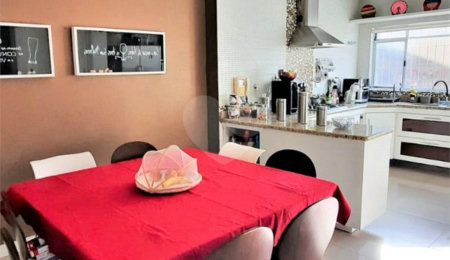 Casa à venda com 5 quartos, sendo 4 suítes,  em Santana, São Paulo, SP
