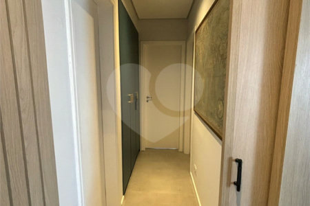 Apartamento à venda com 3 quartos, sendo 1 suíte, em Vila Paulicéia, São Paulo, SP
