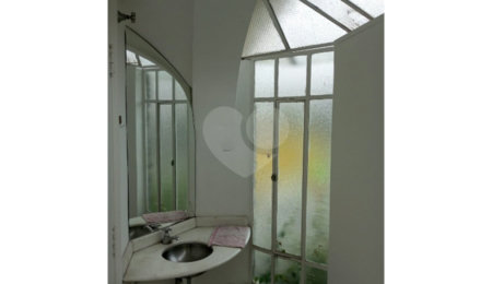 Sobrado à venda com 5 quartos em Perdizes, São Paulo, SP