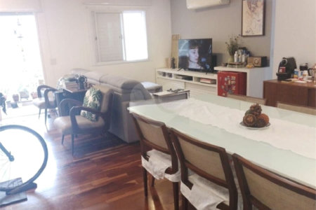 Apartamento à venda com 2 quartos, sendo 1 suíte, em Vila Andrade, São Paulo, SP
