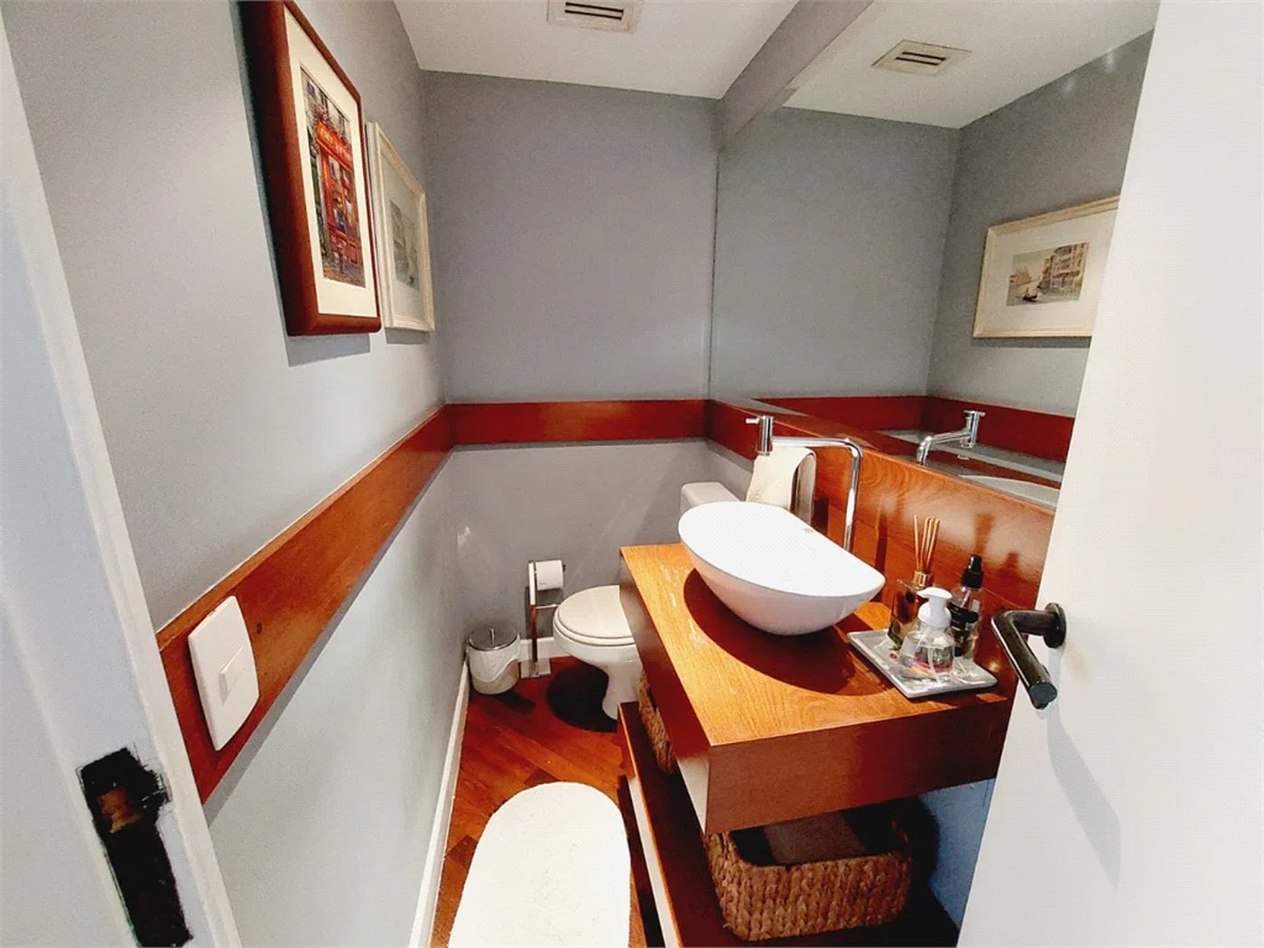 Apartamento à venda com 3 quartos, sendo 1 suíte,  em Alto da Lapa, São Paulo, SP