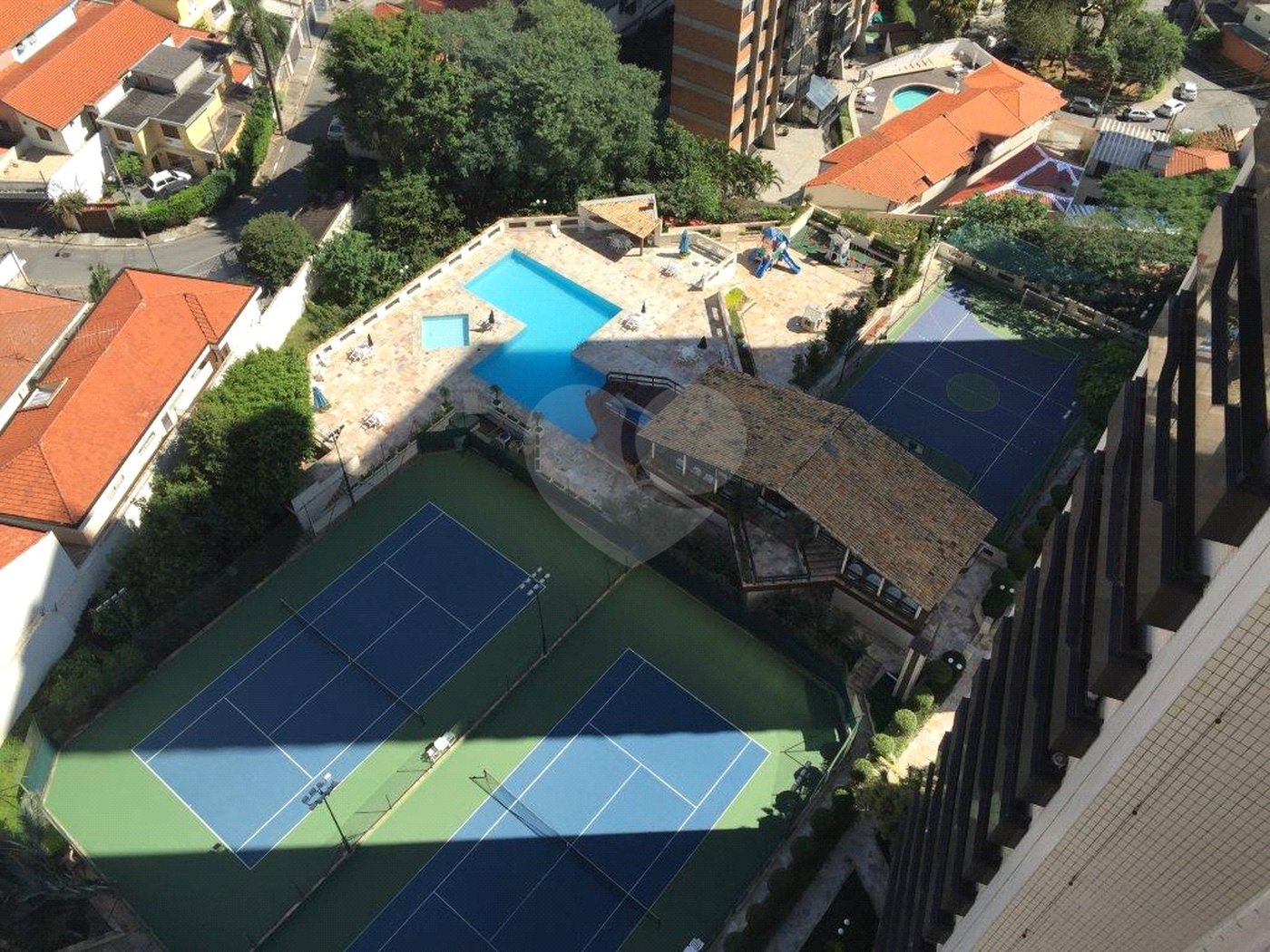 Apartamento à venda com 4 quartos, sendo 3 suítes, em Bosque da Saúde, São Paulo, SP