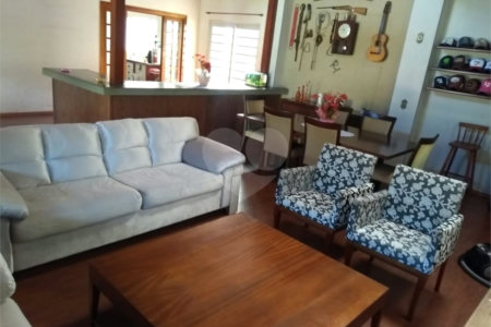 Casa à venda com 4 suítes no condomínio Piccolo Paese, Salto - SP