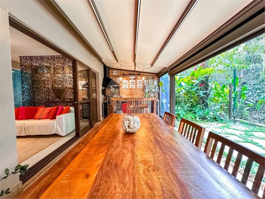 Villagio à venda com 3 quartos, sendo 1 suíte,  em Riviera de São Lourenço, Bertioga, SP