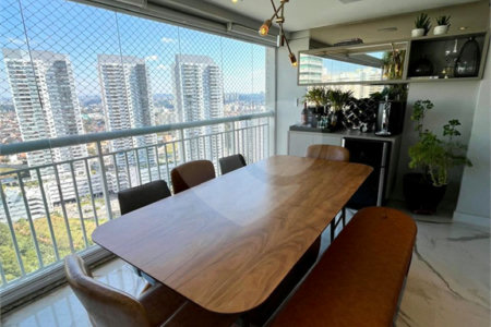 Apartamento à venda com 4 quartos, sendo 3 suítes, em Morumbi, São Paulo, SP