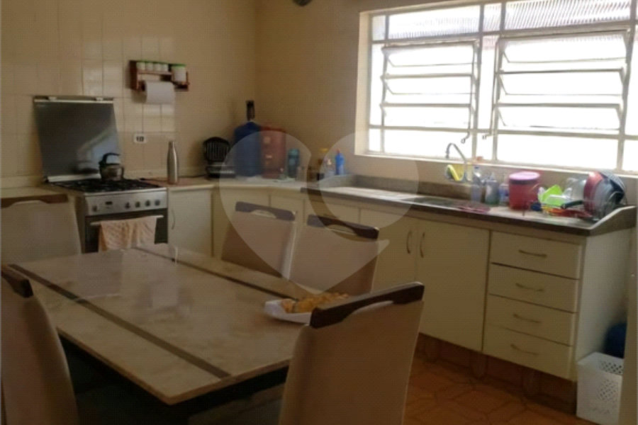 Sobrado à venda com 3 quartos, sendo 1 suíte, em Tremembé, São Paulo, SP