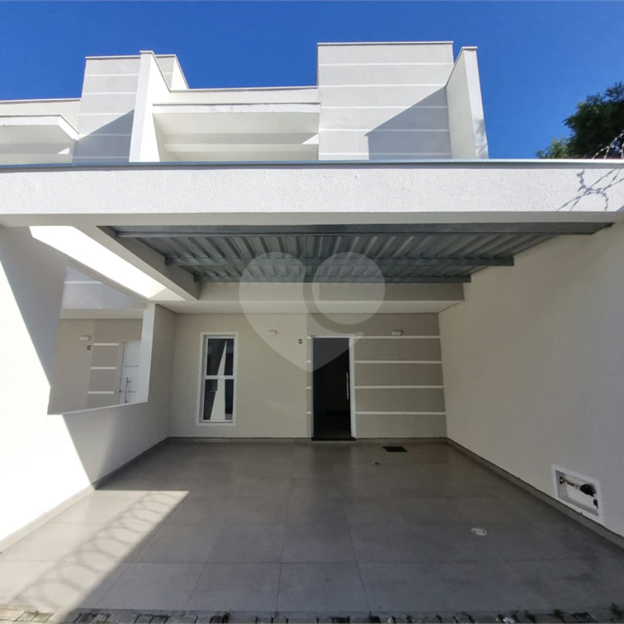 Casa à venda com 3 quartos, sendo 1 suíte, no condomínio Residencial Américo Figueiredo, Sorocaba - SP