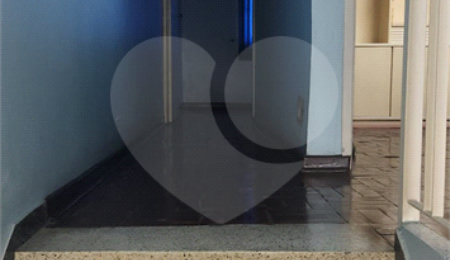 Casa à venda com 3 quartos no Centro, Mogi das Cruzes, SP