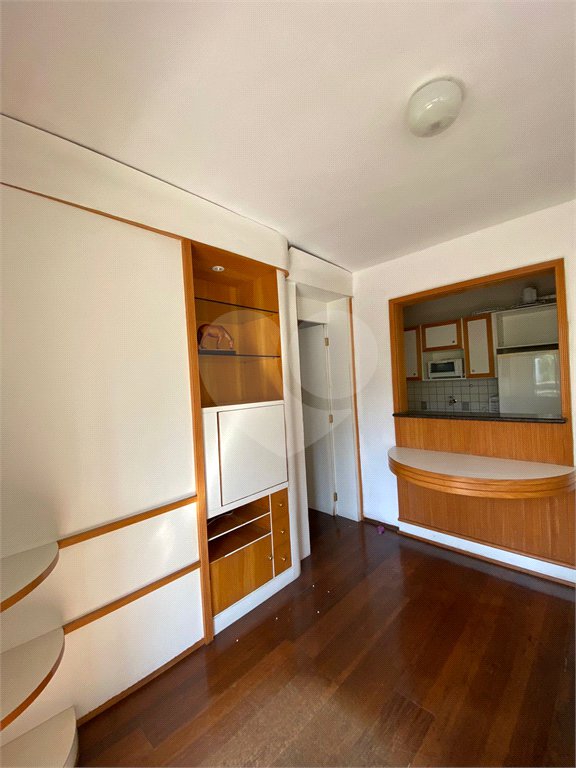Apartamento à venda com 1 quarto em Vila Suzana, São Paulo, SP
