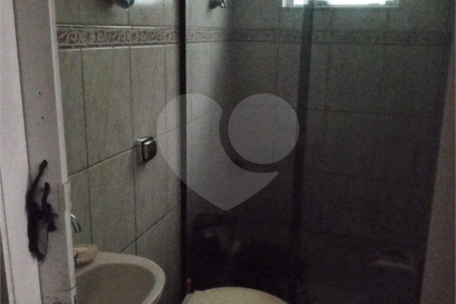 Sobrado à venda com 4 quartos, sendo 1 suíte, em Lauzane Paulista, São Paulo, SP