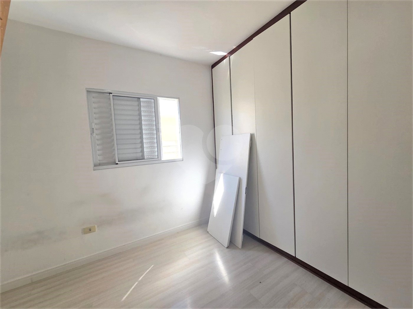 Sobrado à venda ou para alugar com 3 quartos, sendo 2 suítes,  em Vila Lucia, São Paulo, SP