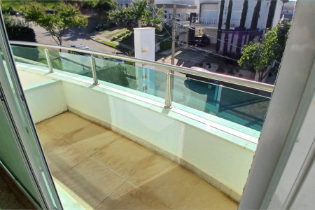 Casa à venda com 3 suítes no condomínio Figueira Garden, Atibaia - SP