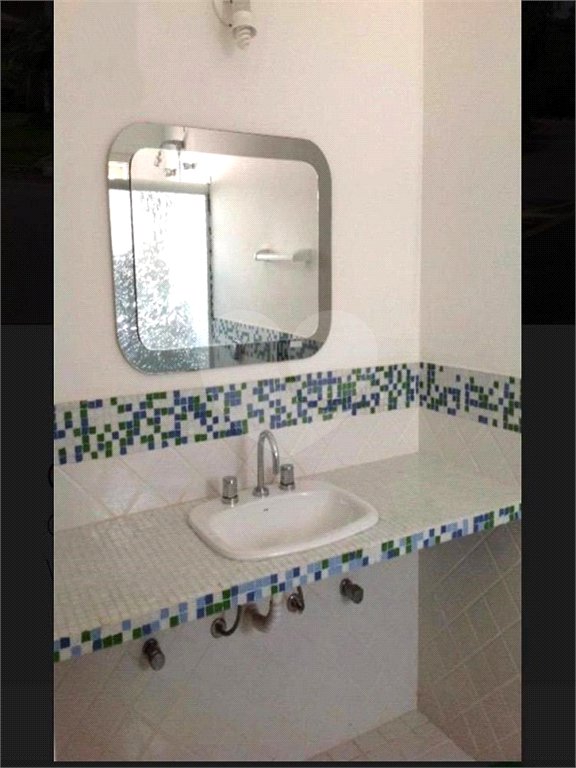 Casa à venda com 4 quartos, sendo 2 suítes, no condomínio Bosque de Grevilea, Vinhedo - SP