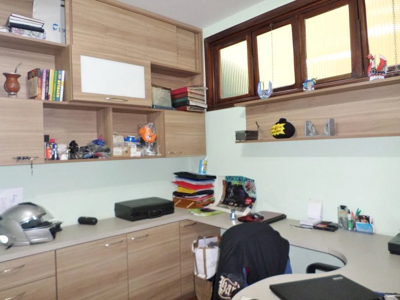 Casa à venda com 4 quartos, sendo 2 suítes, em Jardim Leonor, São Paulo, SP