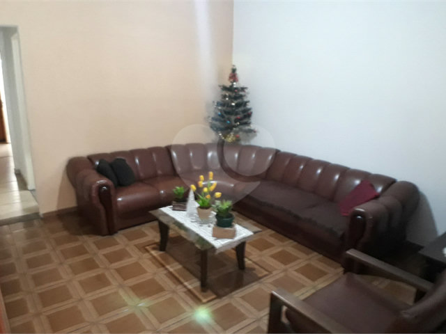 Casa Térrea à venda com 5 quartos, sendo 2 suítes,  em Parada Inglesa, São Paulo, SP