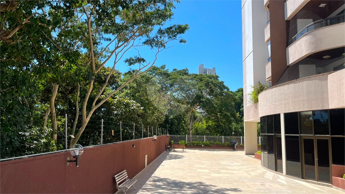 Apartamento à venda com 2 suítes em Quilombo, Cuiabá, MT