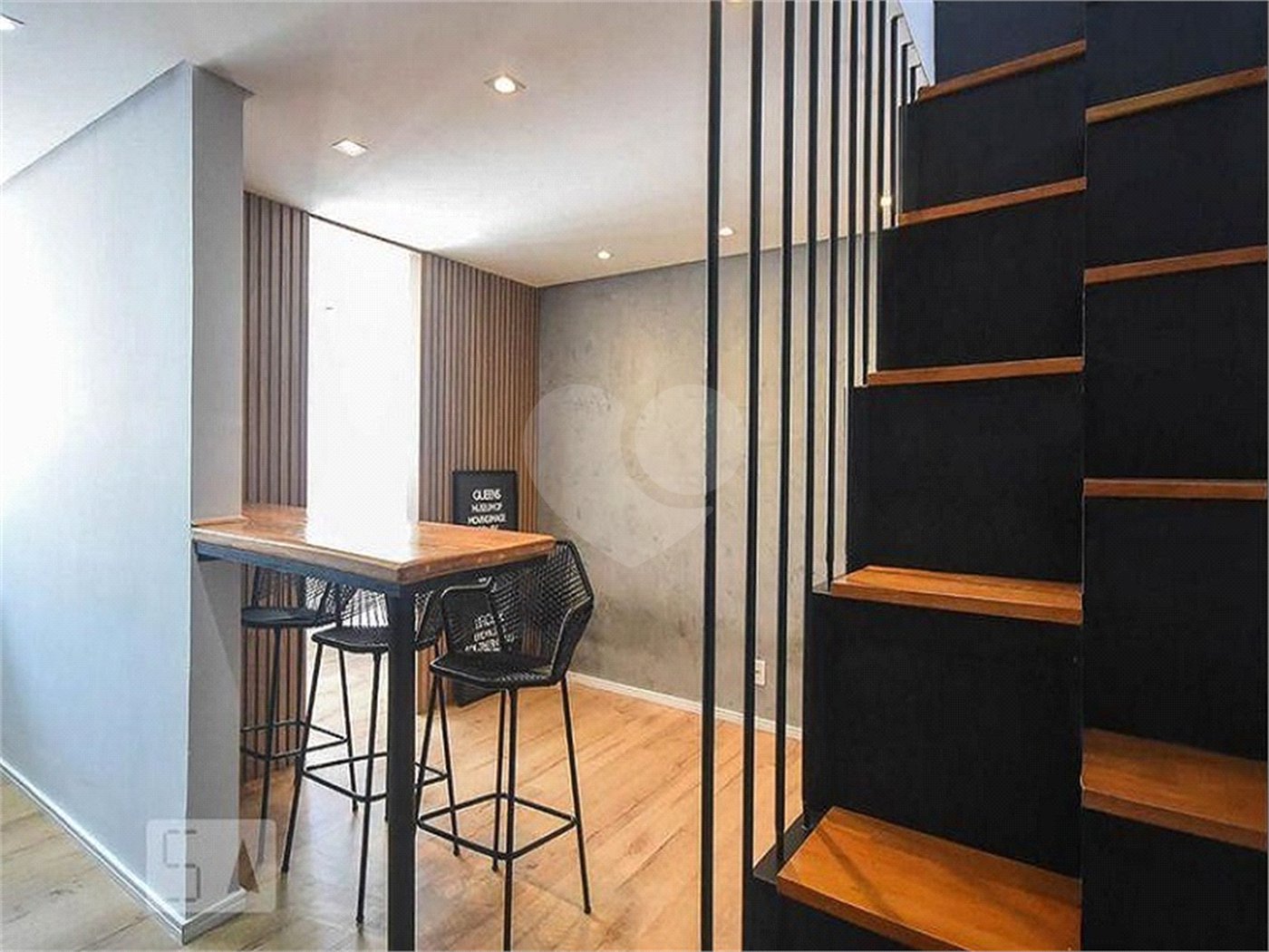 Apartamento à venda com 2 quartos, sendo 1 suíte, em Jardim Parque Morumbi, São Paulo, SP