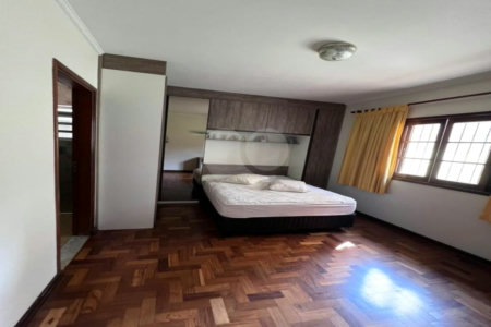 Casa à venda com 3 quartos, sendo 1 suíte,  em Vila Mazzei, São Paulo, SP