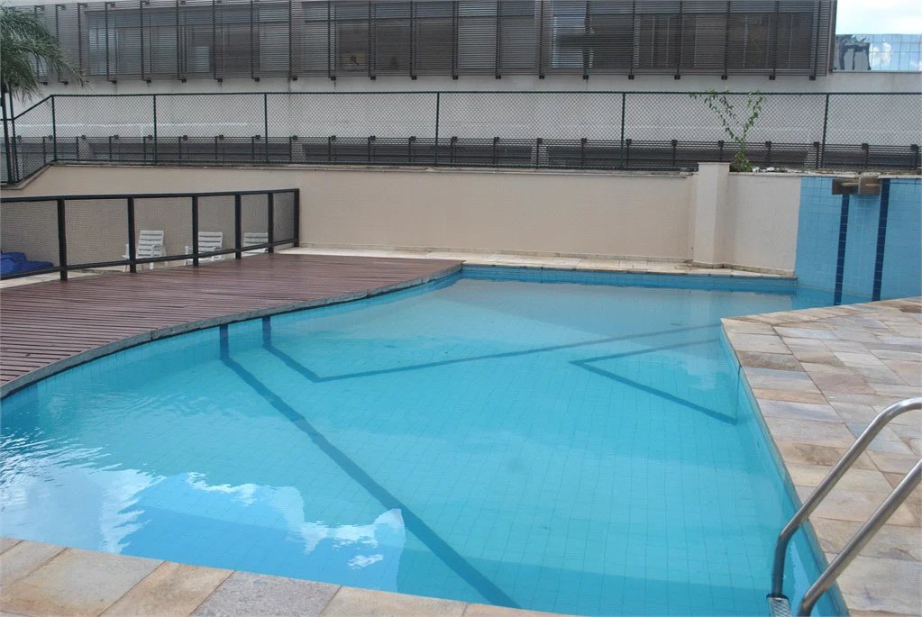 Apartamento à venda com 4 quartos, sendo 3 suítes, em Fazenda Morumbi, São Paulo, SP