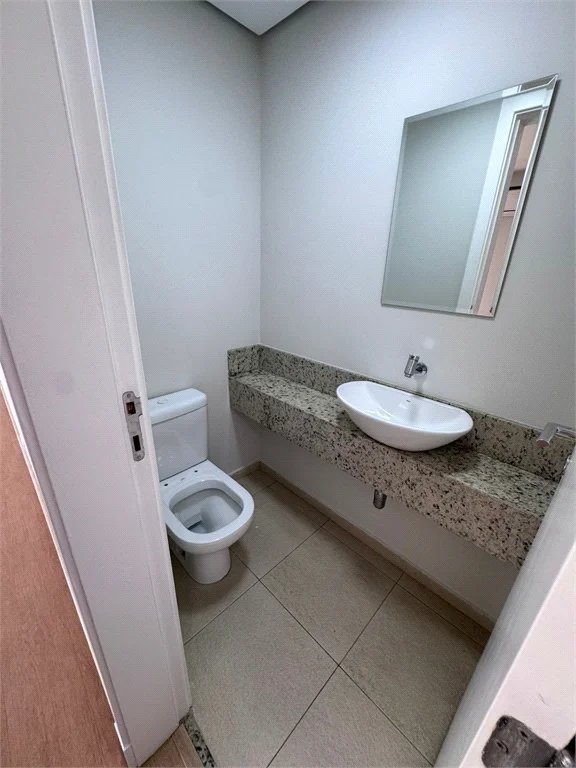 Apartamento para alugar com 3 quartos, sendo 1 suíte, em Pinheiros, São Paulo, SP