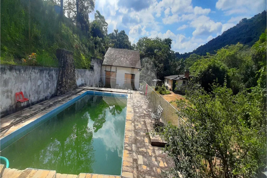 Casa à venda com 2 quartos em Serra da Cantareira, Mairiporã, SP