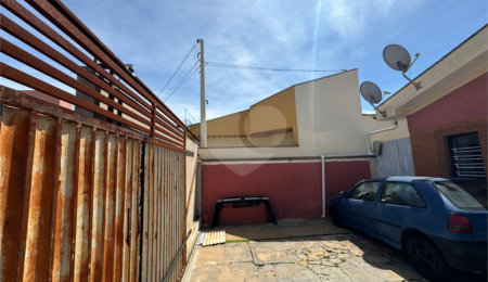 Casa à venda com 2 quartos em Vila Brasília, São Carlos, SP