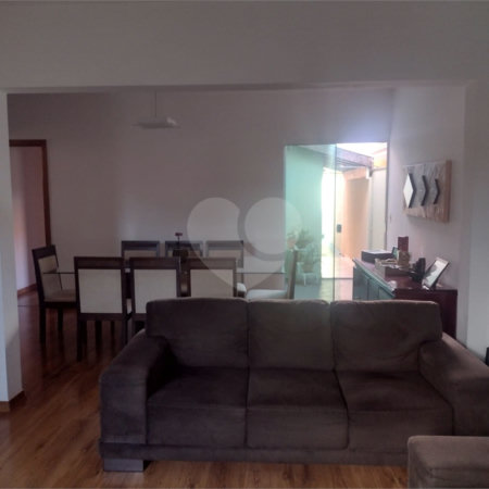 Casa térrea disponivel para venda no Jardim Bandeirantes