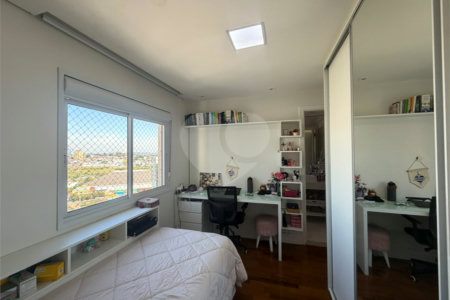 Apartamento à venda com 3 suítes em Jardim Marajoara, São Paulo, SP