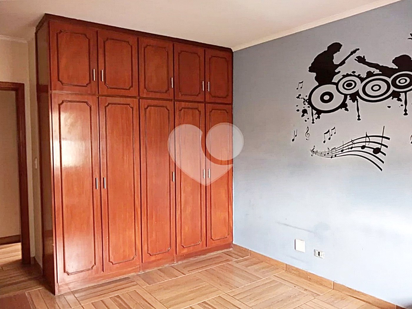 Sobrado à venda ou para alugar com 4 quartos, sendo 1 suíte, em Jardim Franca, São Paulo, SP