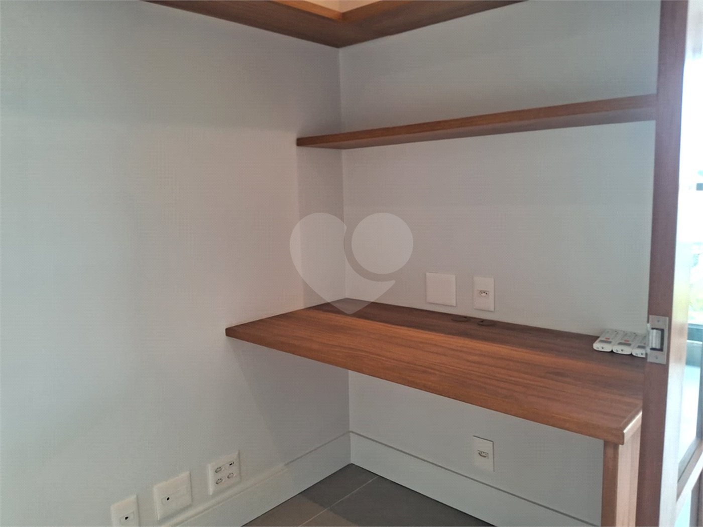 Apartamento à venda com 2 suítes em Bela Aliança, São Paulo, SP