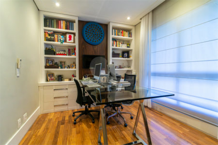 Apartamento à venda com 4 suítes em Campo Belo, São Paulo, SP