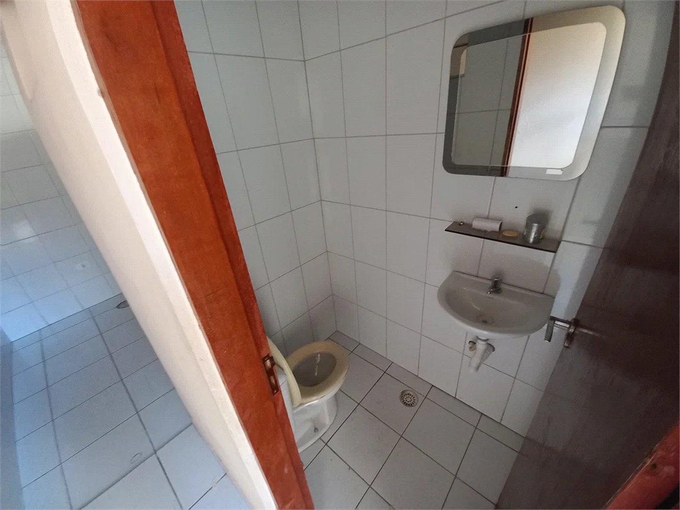 Sobrado à venda com 3 quartos, sendo 1 suíte, em Lar São Paulo, São Paulo, SP