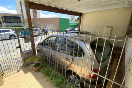 Casa à venda com 5 quartos, sendo 1 suíte, em Campo Belo, São Paulo, SP