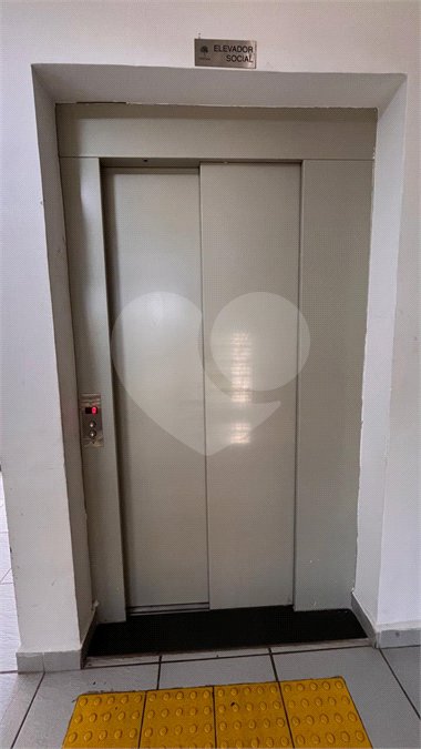 Apartamento à venda com 2 quartos em Lageado, Cotia, SP