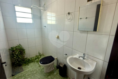 Sobrado à venda com 4 quartos, sendo 1 suíte, em Jardim Wanel Ville V, Sorocaba, SP