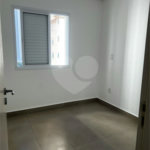 Apartamento para alugar com 2 quartos, sendo 1 suíte, em Campestre, Santo André, SP