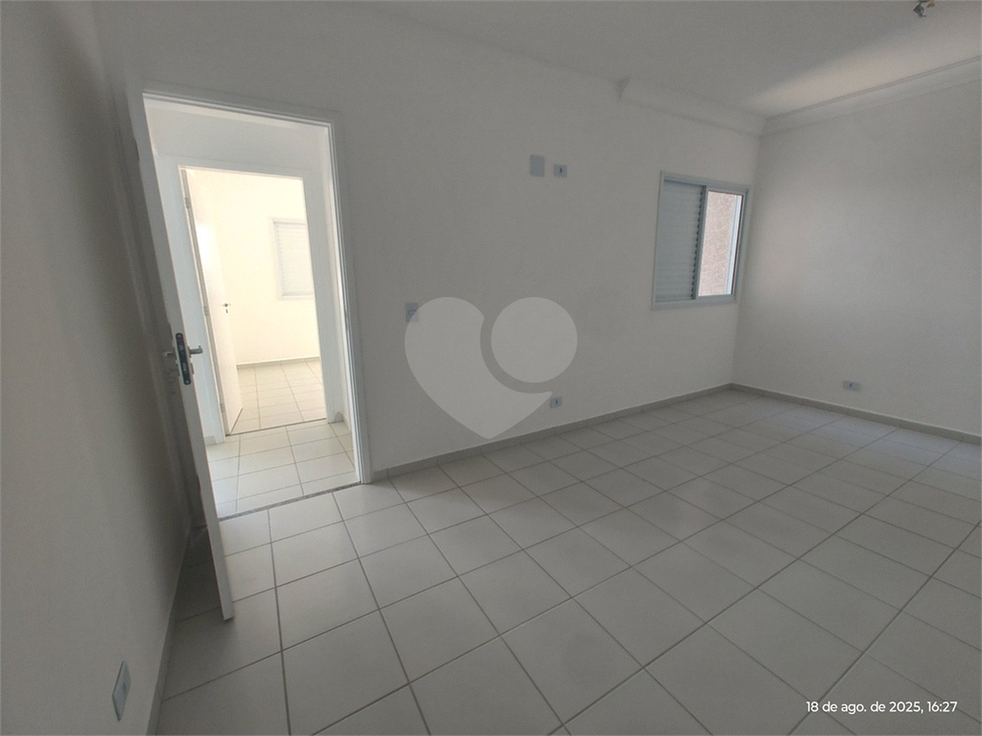 Apartamento para alugar com 2 quartos em Jardim das Palmeiras, Atibaia, SP