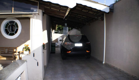 Casa Térrea à venda com 3 quartos, sendo 1 suíte,  em Vila Gardênia, Atibaia, SP