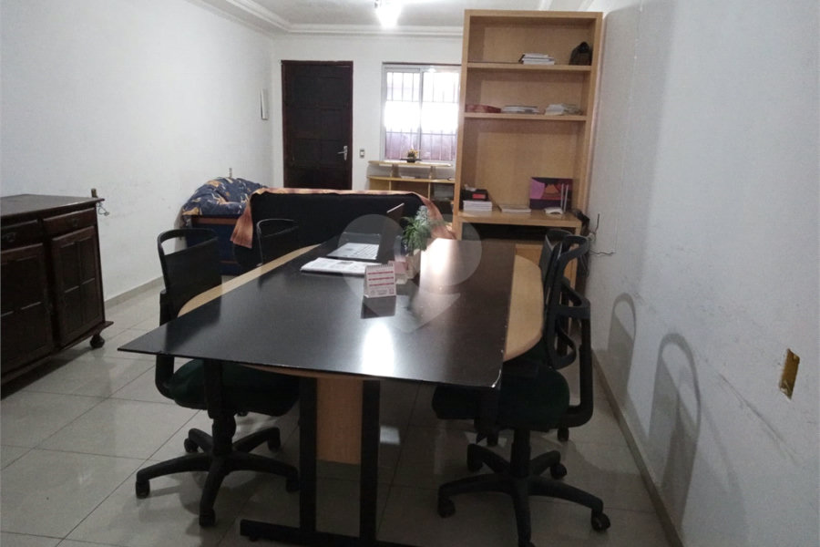 Sobrado à venda com 8 quartos, sendo 4 suítes, em Jardim São Paulo(zona Norte), São Paulo, SP
