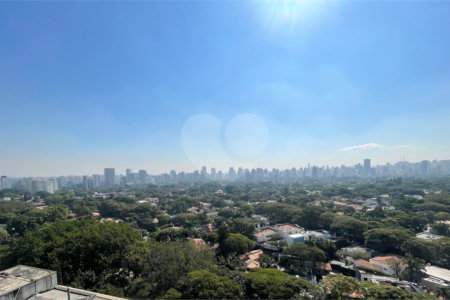 Apartamento à venda ou para alugar com 3 quartos, sendo 1 suíte, em Itaim Bibi, São Paulo, SP