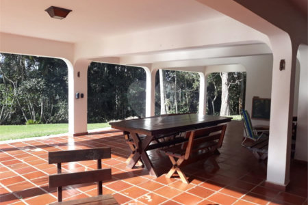 Sítio à venda com 5 quartos, sendo 3 suítes,  em Planalto Verde, São Roque, SP
