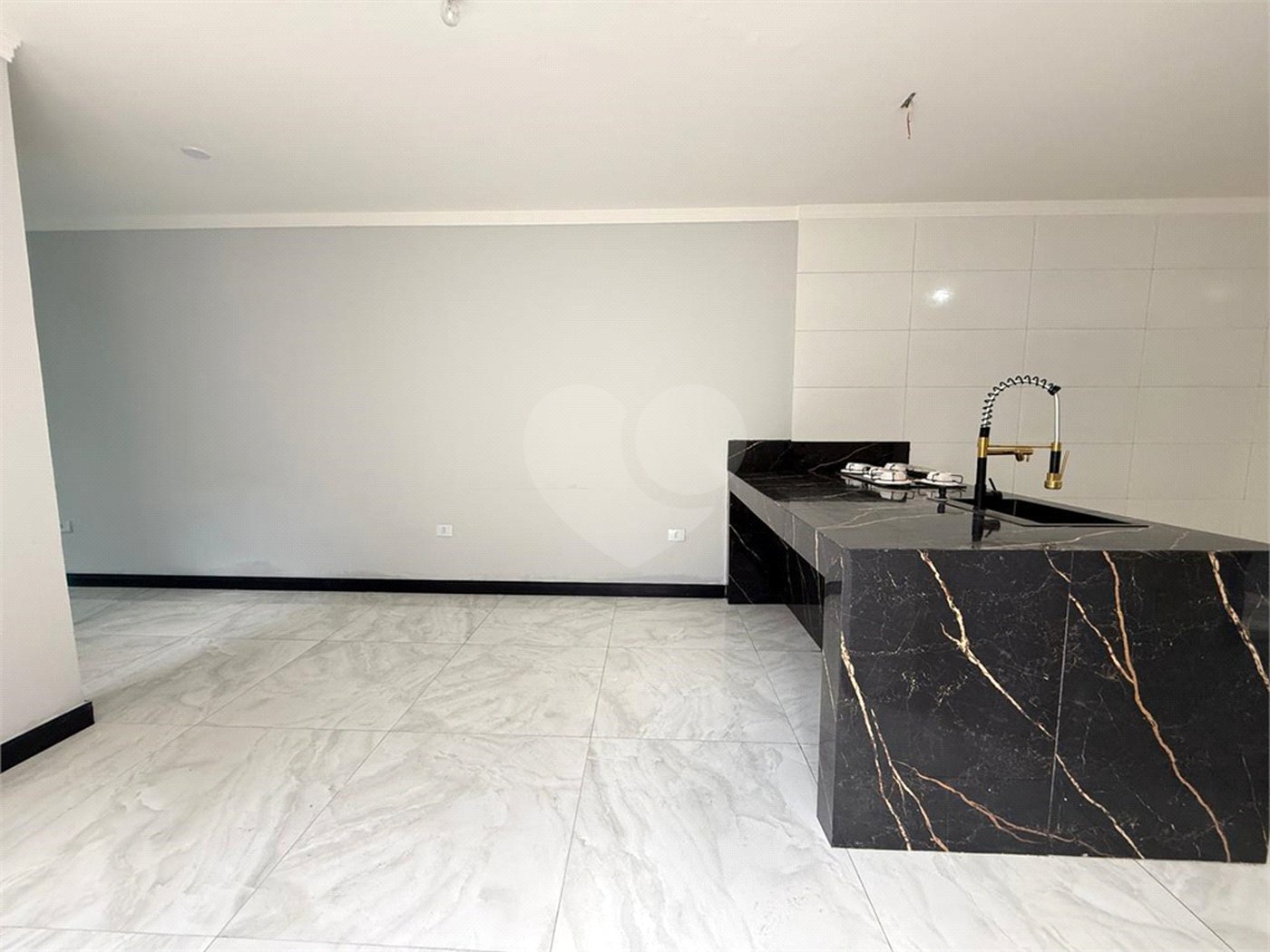 Casa à venda com 3 quartos, sendo 1 suíte, em Vila Rosália, Guarulhos, SP