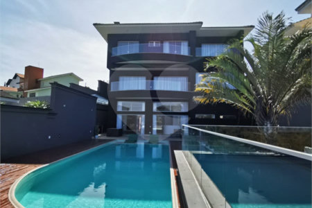 Casa à venda ou para alugar com 4 suítes em Parque dos Príncipes, São Paulo, SP