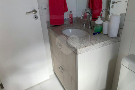 Apartamento à venda com 3 suítes em Vila Monumento, São Paulo, SP